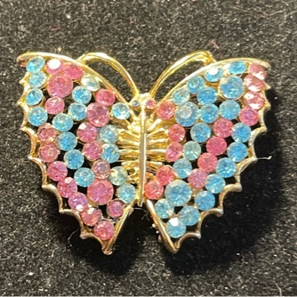 Vintage Gold Tone Colorful Pink & Blue bedazzled Butterfly Brooch. MA - Picture 2 of 4